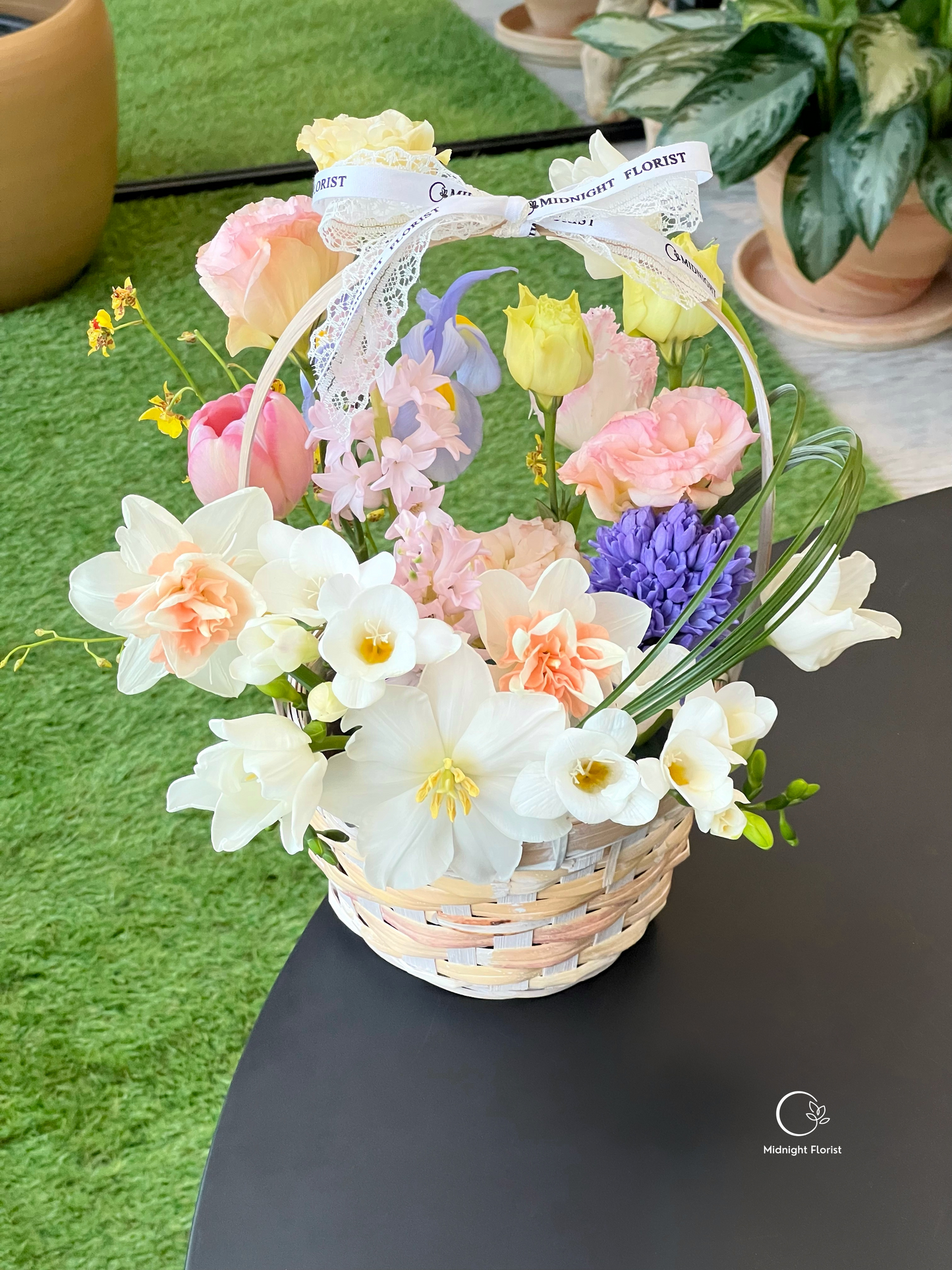 Spring Bulb Garden (arrangement)