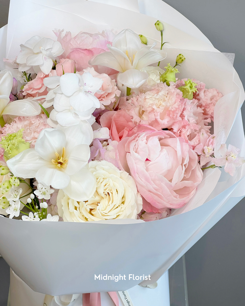 Pastel Garden - Round Bouquet