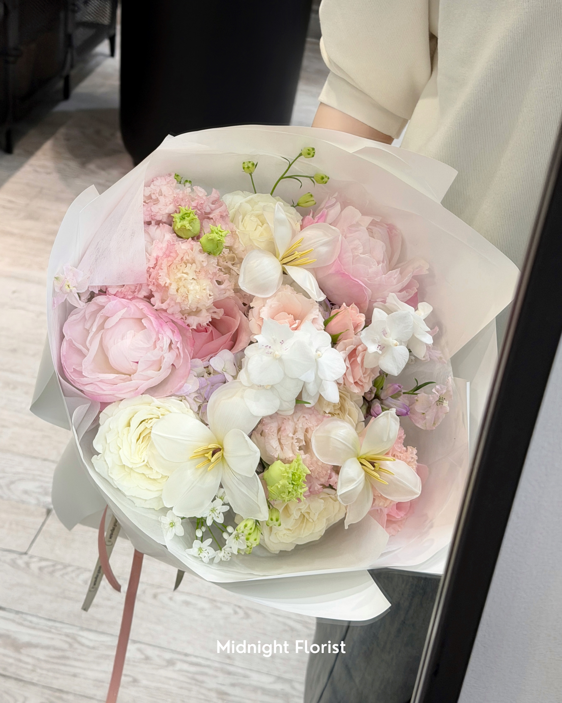 Pastel Garden - Round Bouquet