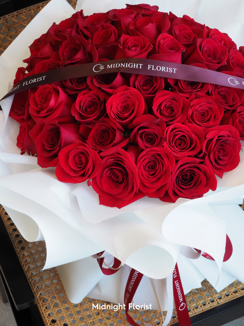 Allure (50 Roses)